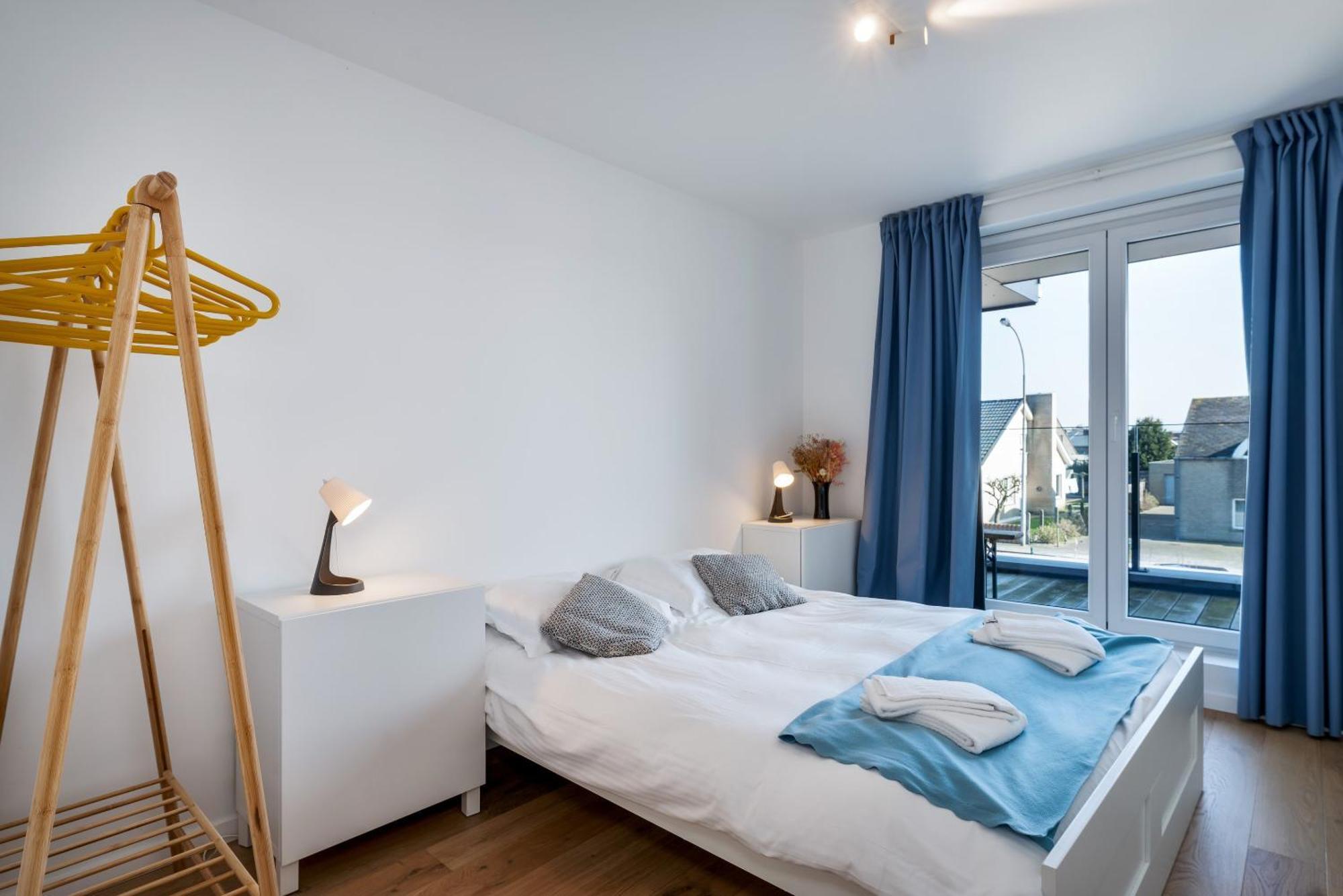 Flat White - Luxe App Aan Zee Met Terras & Parking * De Haan
